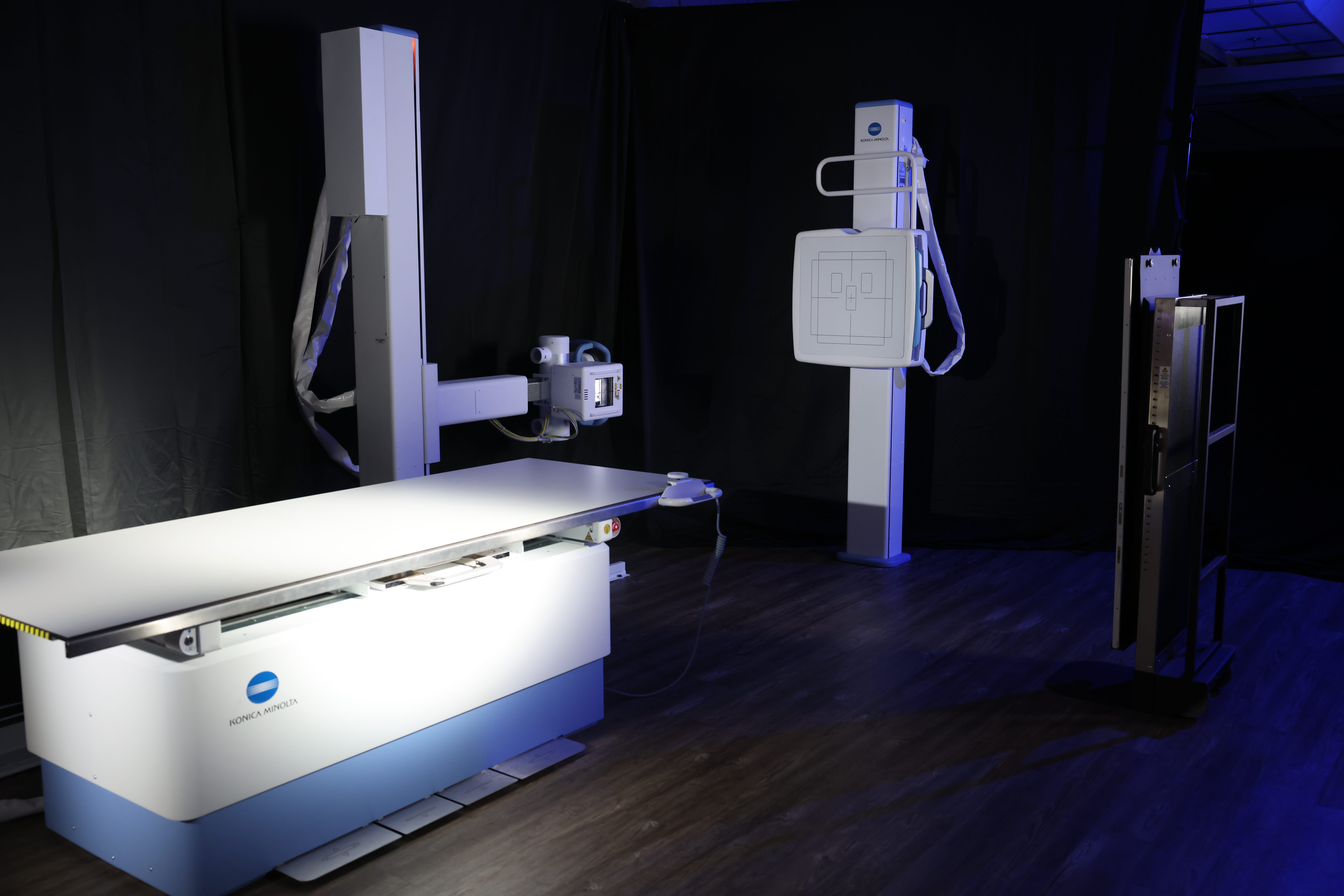 A KDR FMT in an exam room