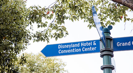 Disneyland Hotel & Convention Center Sign