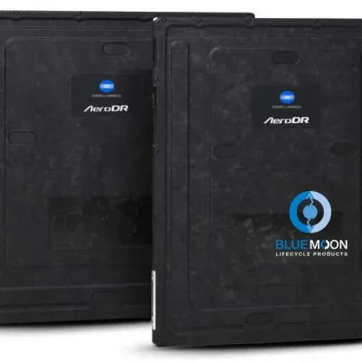 2 AeroDR Carbon Panels with the BM l;ogo